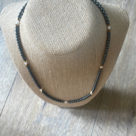 Grey Hematite & pearl necklace 20” - Picture 3 of 4